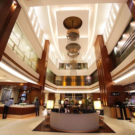 Park Lane Hotel Lahore Exterior foto
